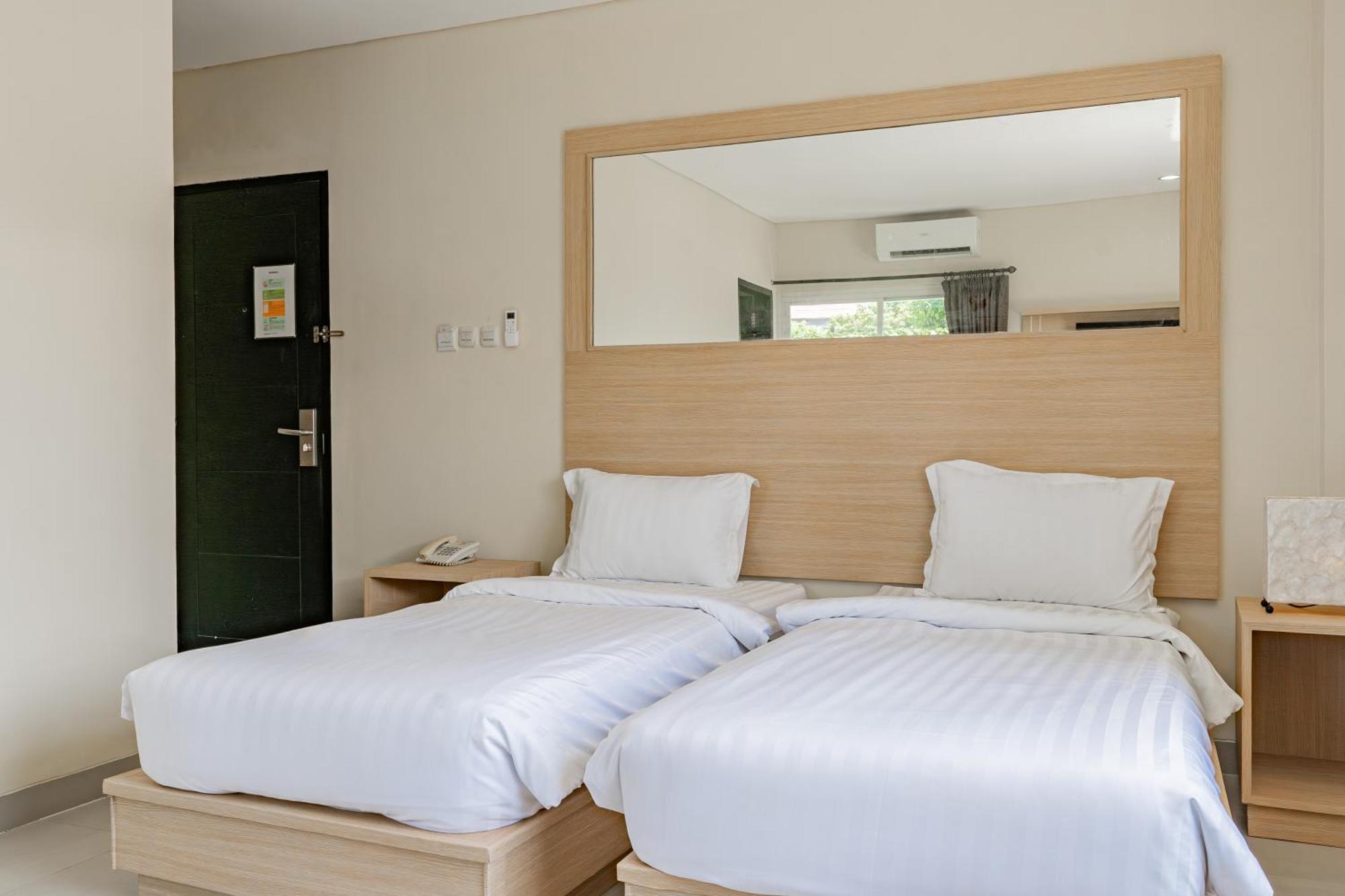 Collection O Kuta Near Airport Ngurah Rai Hotel Exterior photo